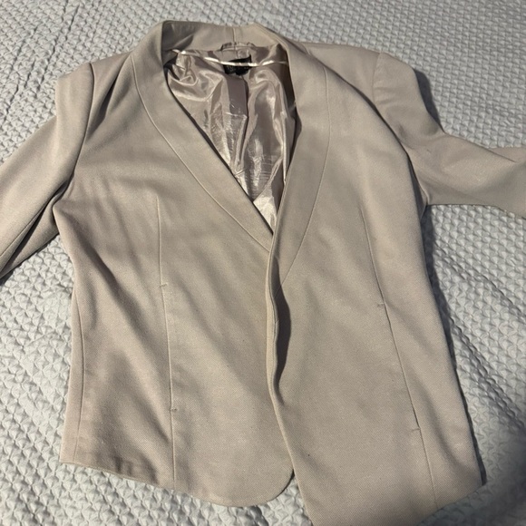 Topshop Beige Women's Blazer | Good Used Condition - Picture 9 of 13